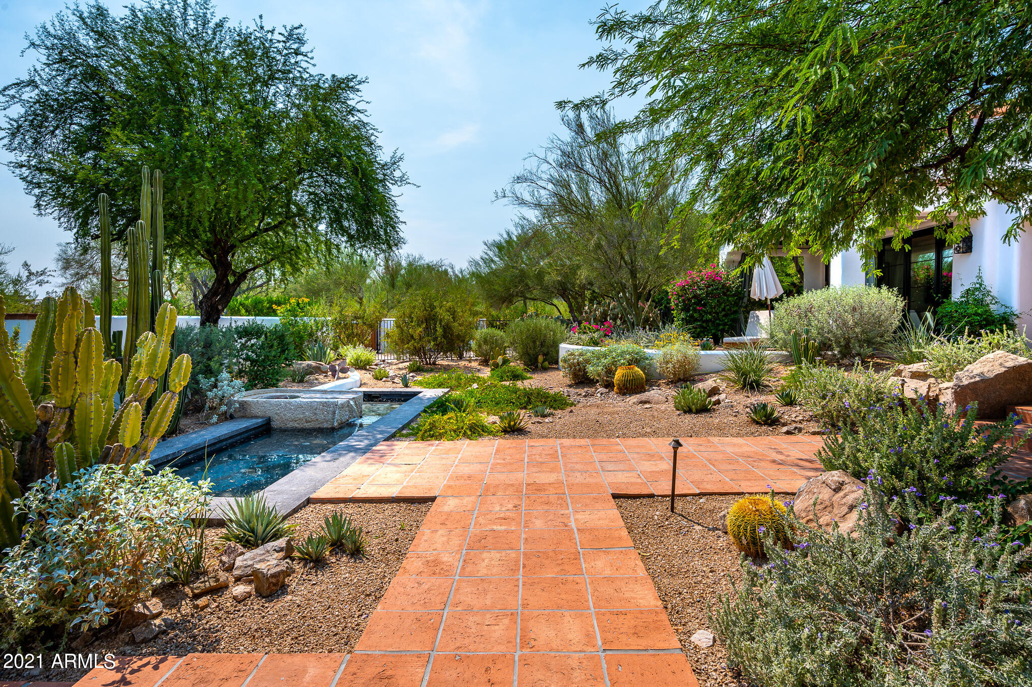 PARADISVE VALLES ESTATES - Residential