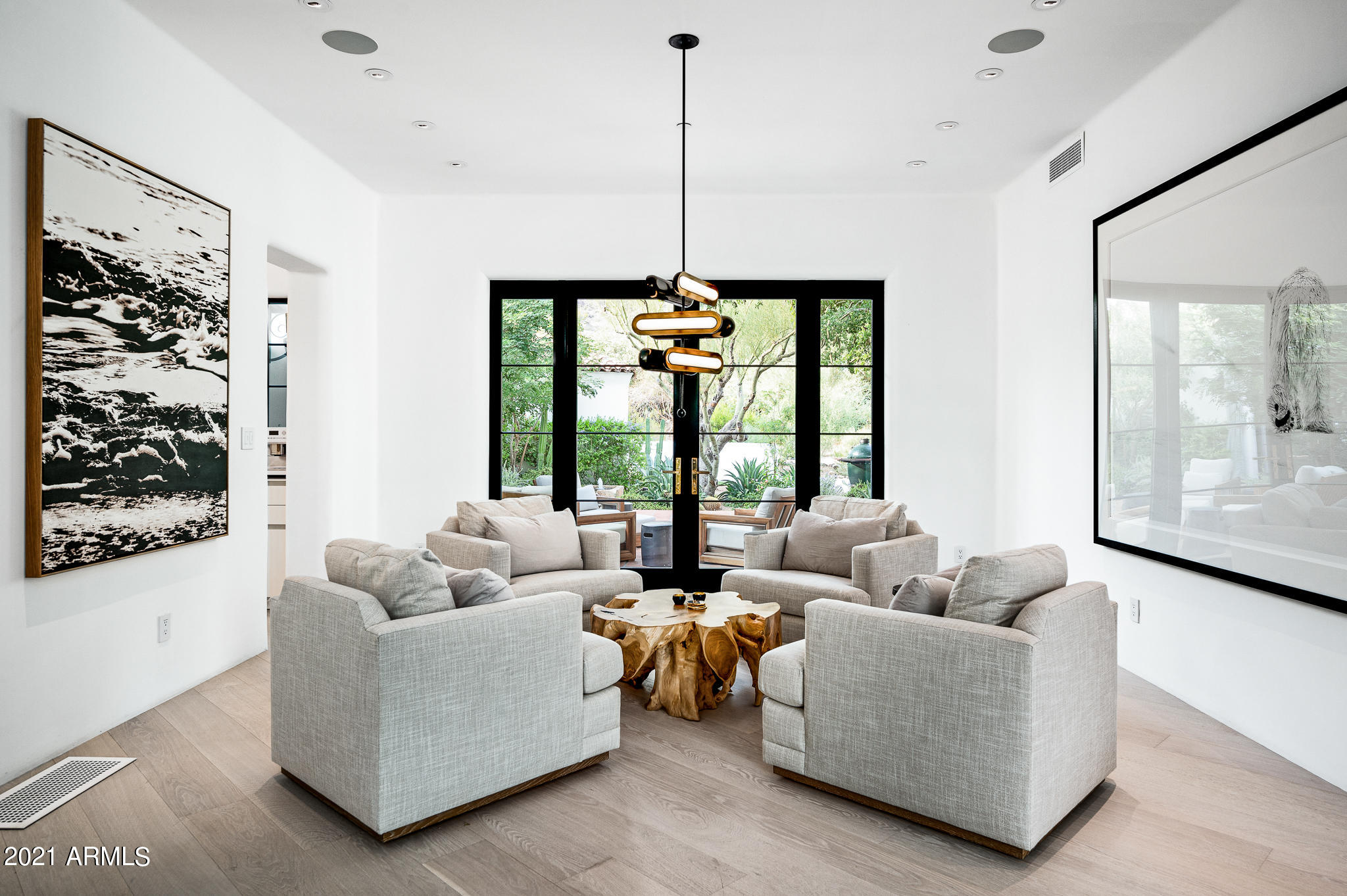 PARADISVE VALLES ESTATES - Residential