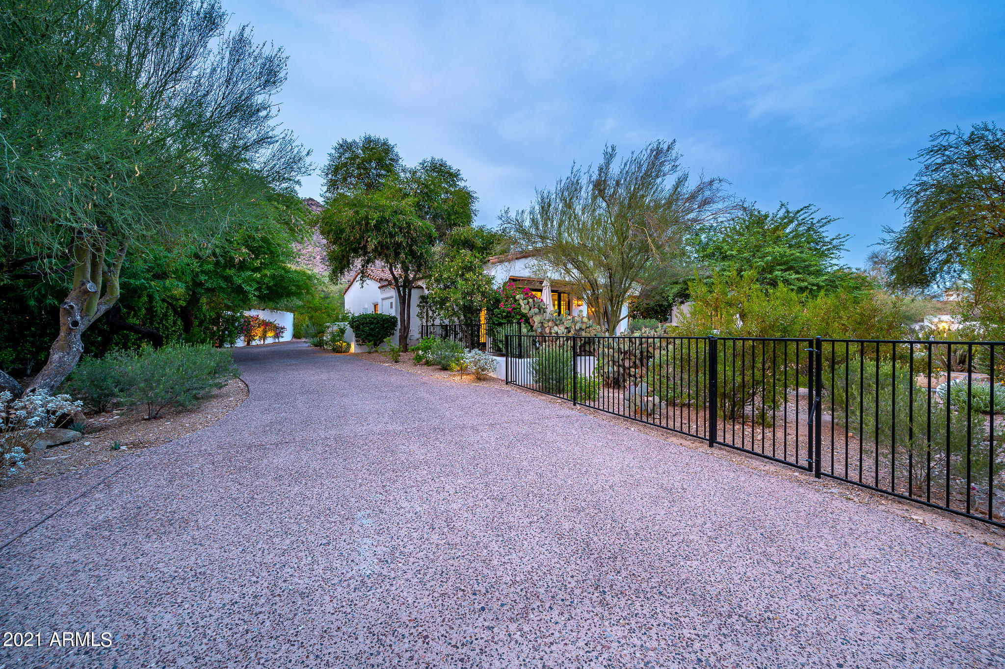 PARADISVE VALLES ESTATES - Residential
