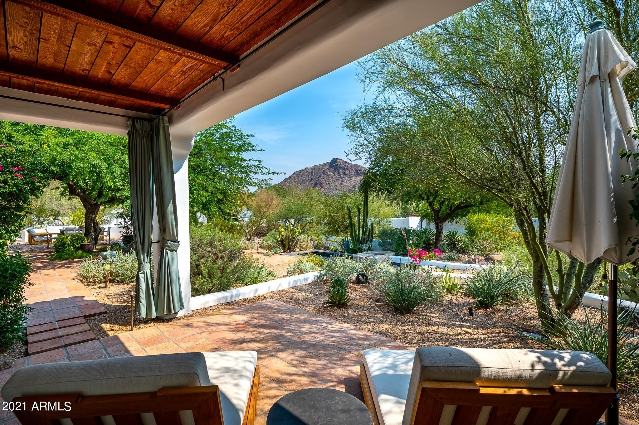 PARADISVE VALLES ESTATES - Residential