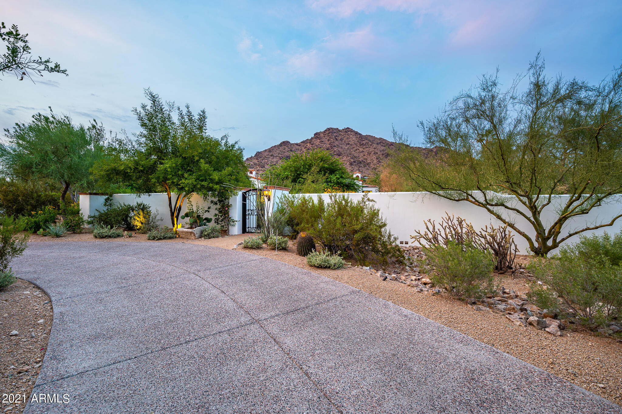 PARADISVE VALLES ESTATES - Residential