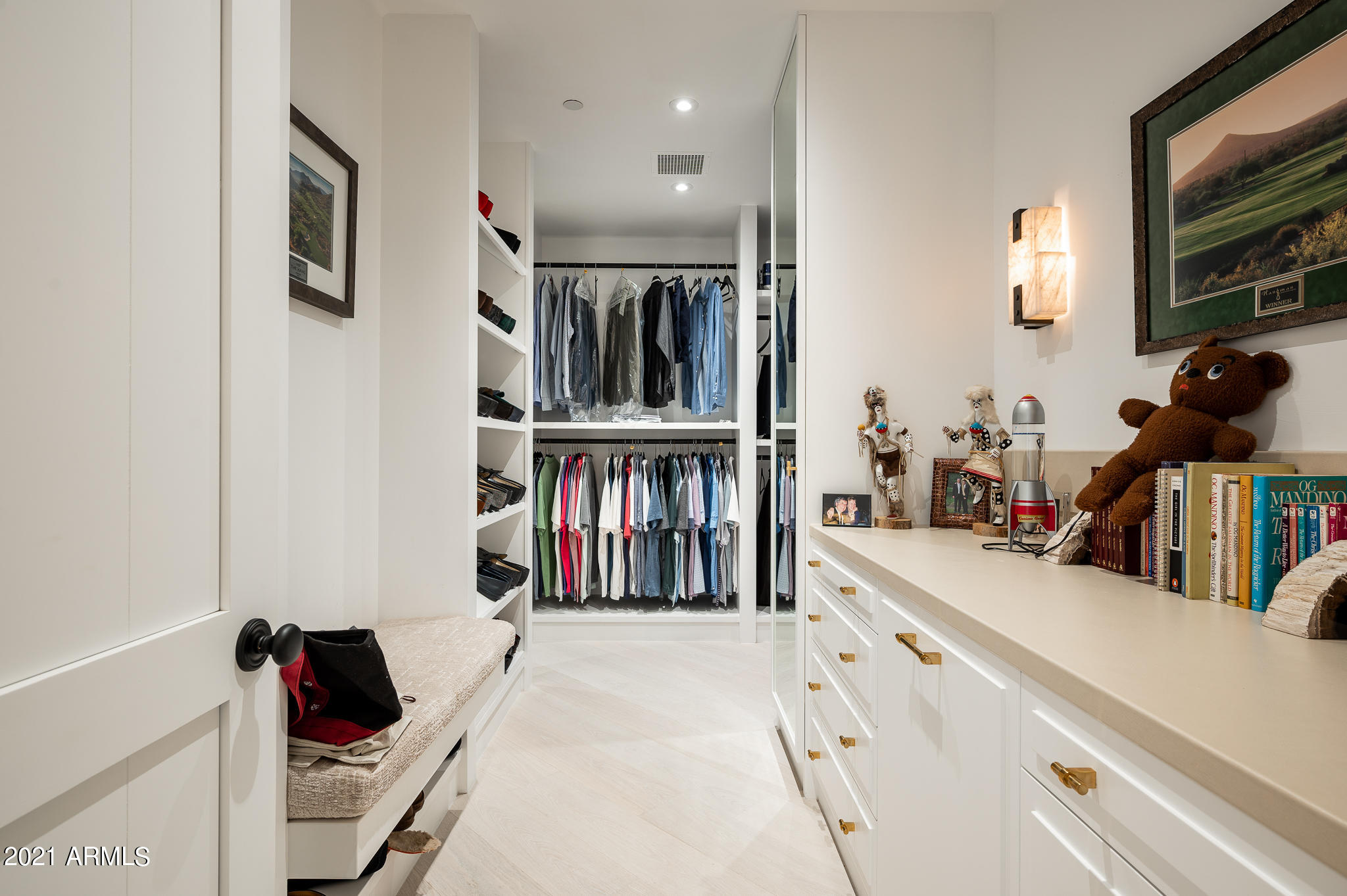 PARADISVE VALLES ESTATES - Residential