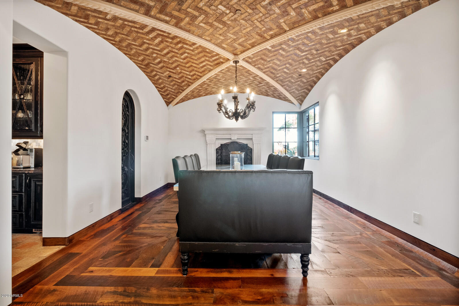 ESTANCIA - Residential
