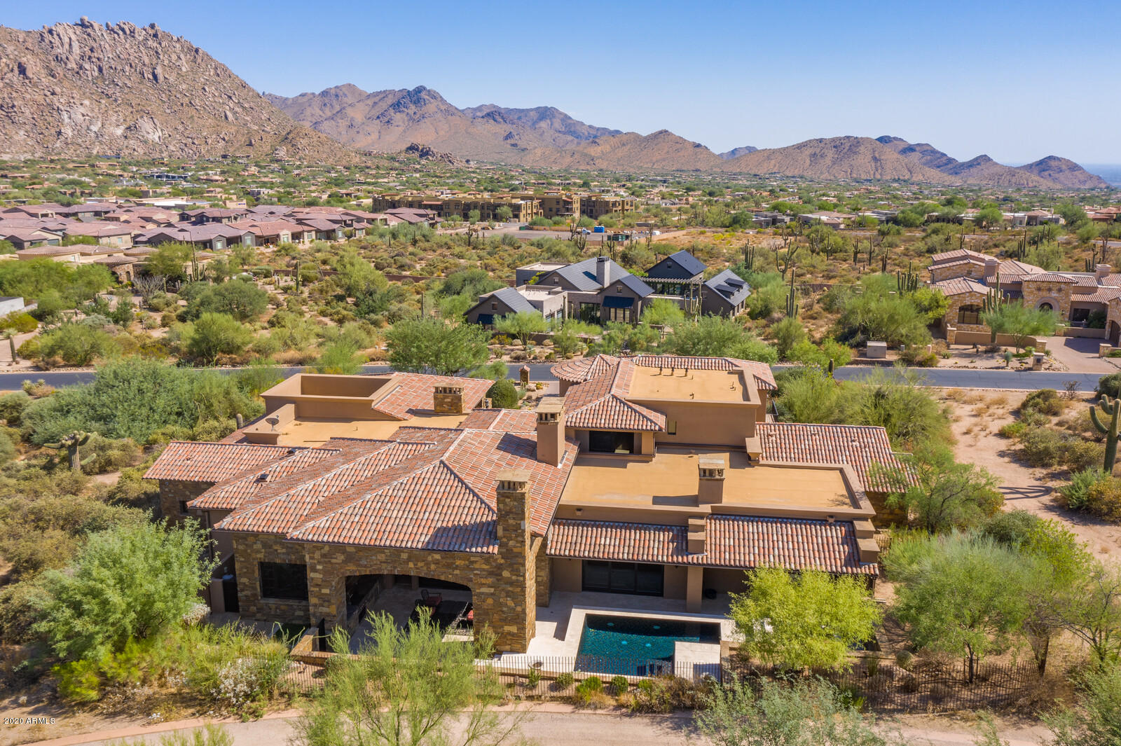 ESTANCIA - Residential