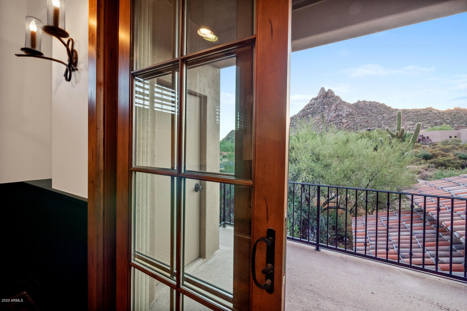 ESTANCIA - Residential