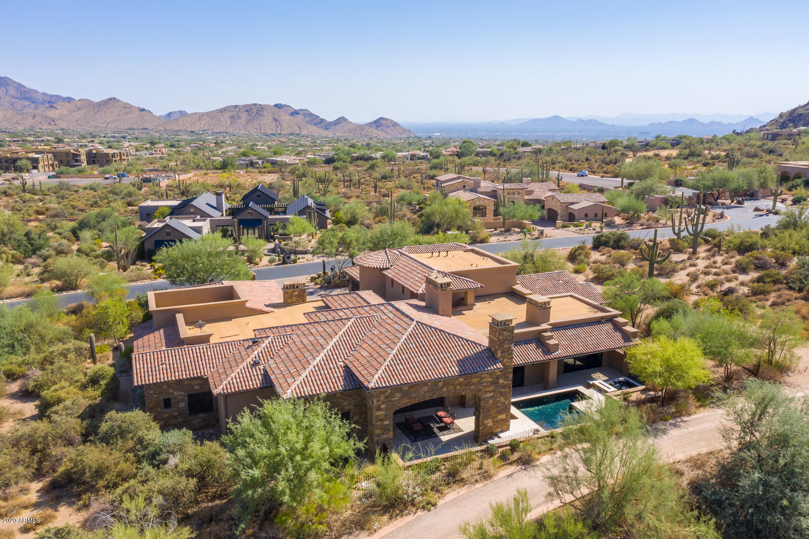 ESTANCIA - Residential
