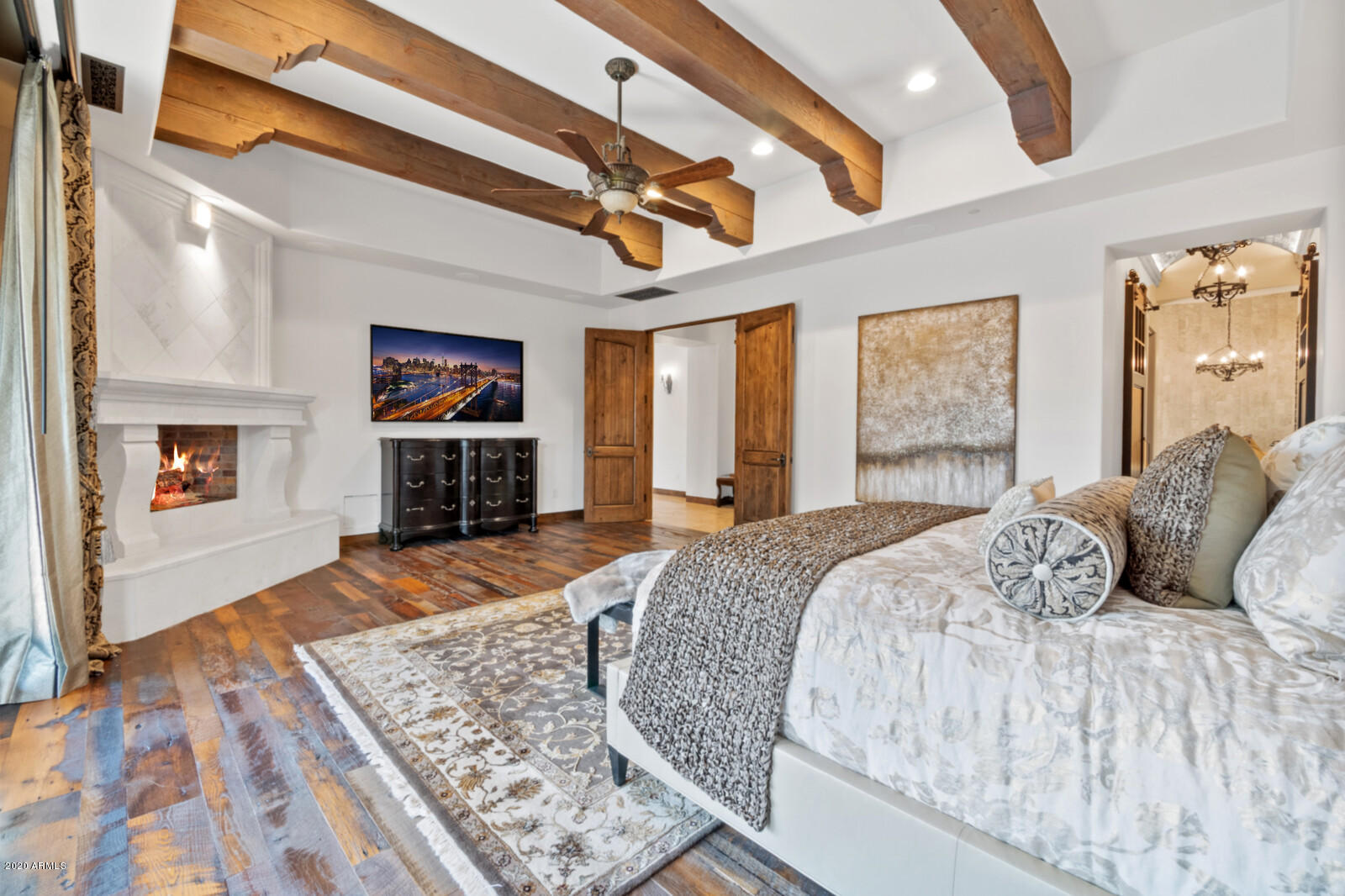 ESTANCIA - Residential