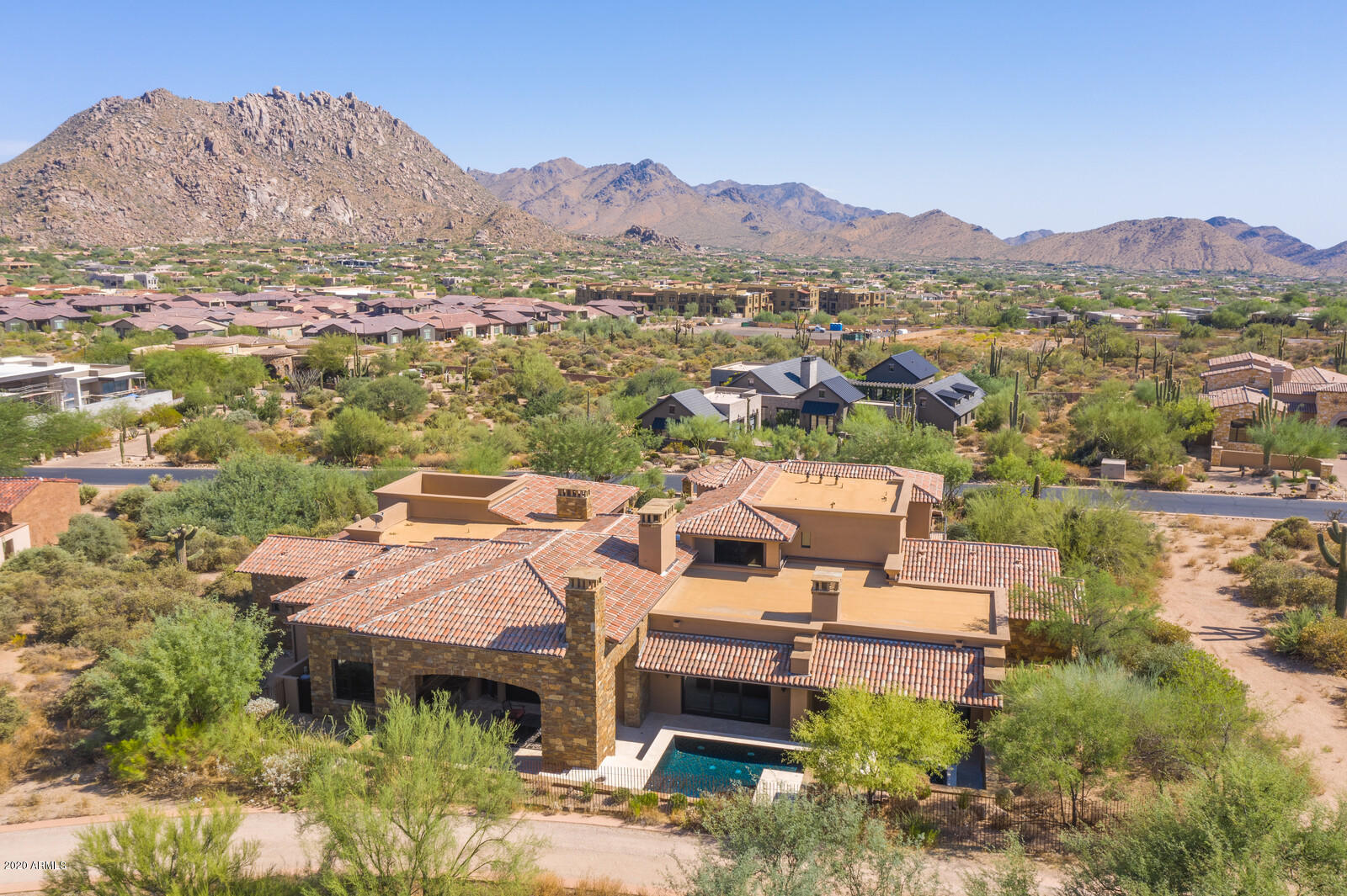 ESTANCIA - Residential