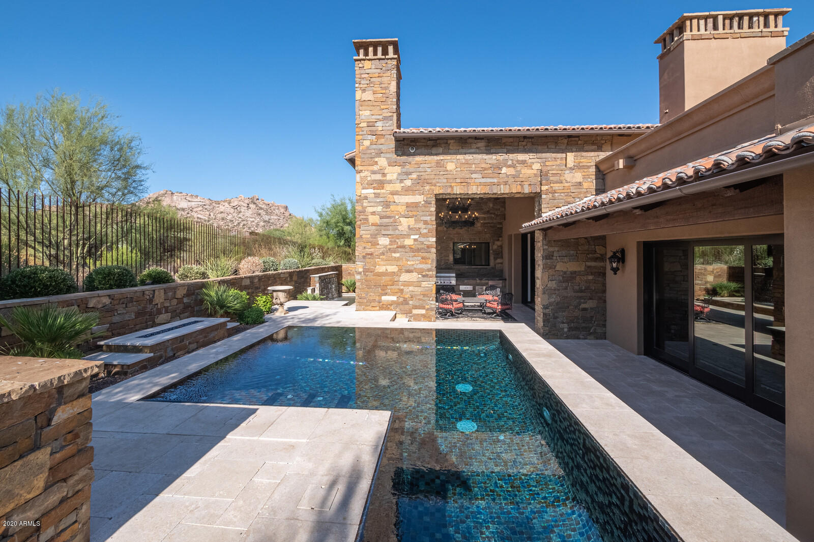 ESTANCIA - Residential