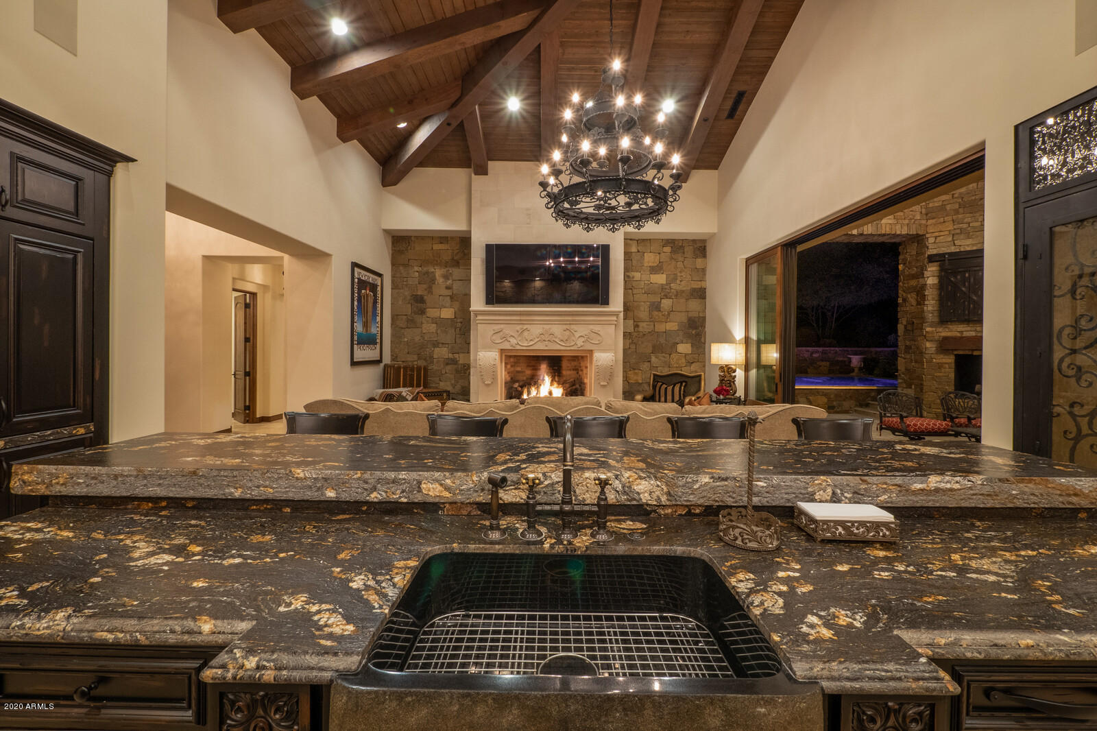 ESTANCIA - Residential