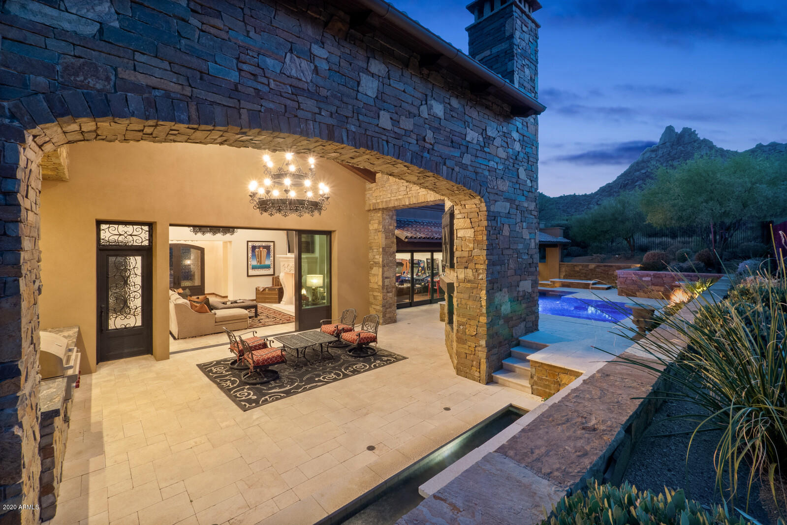 ESTANCIA - Residential