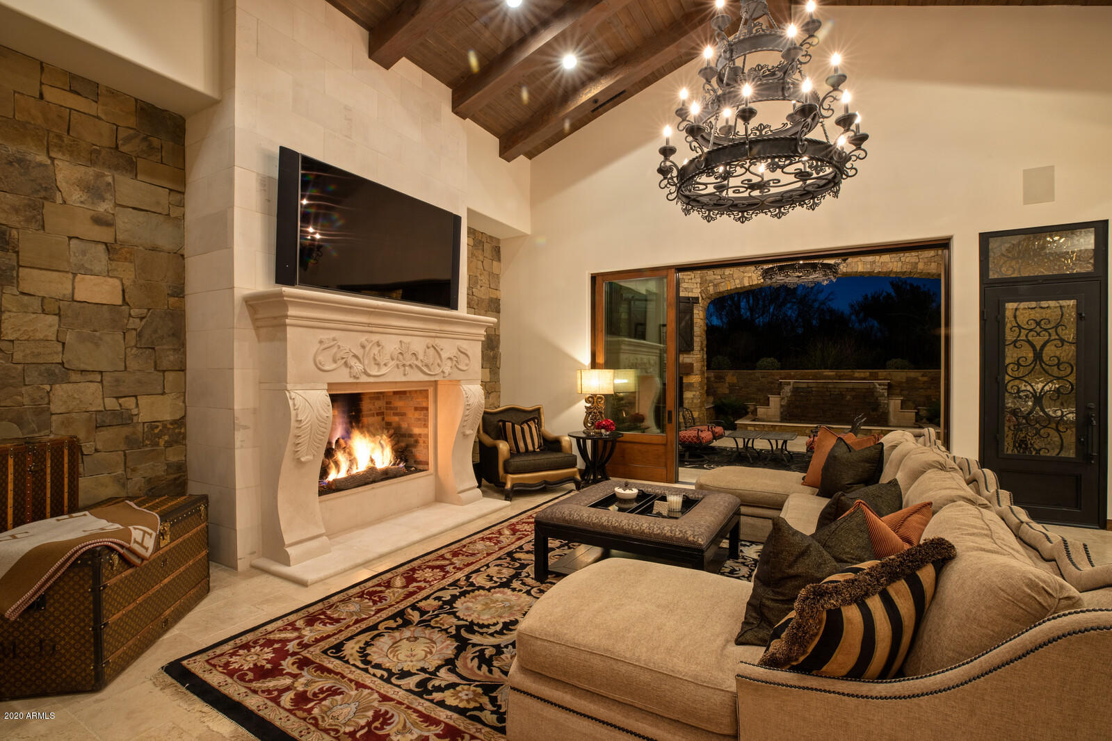 ESTANCIA - Residential