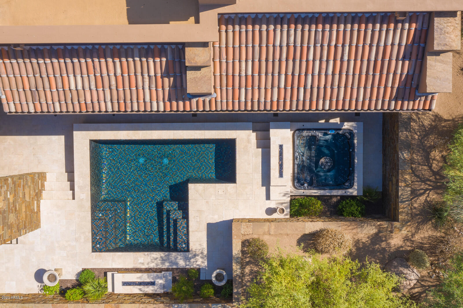 ESTANCIA - Residential