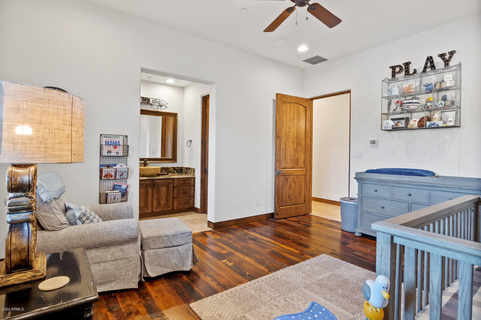 ESTANCIA - Residential