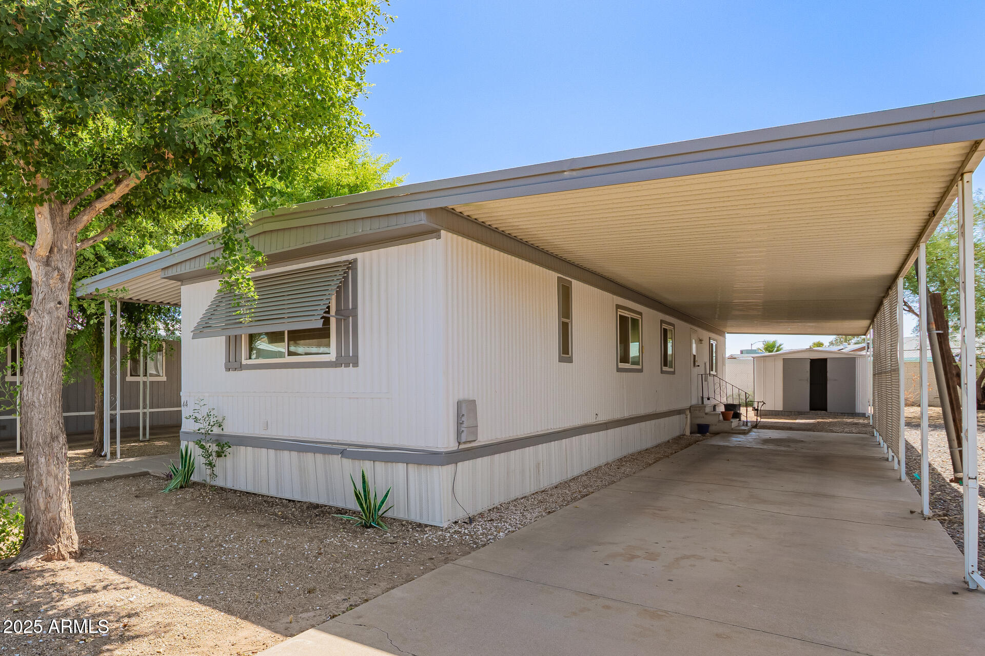 Jadestone On Olive - Residential
