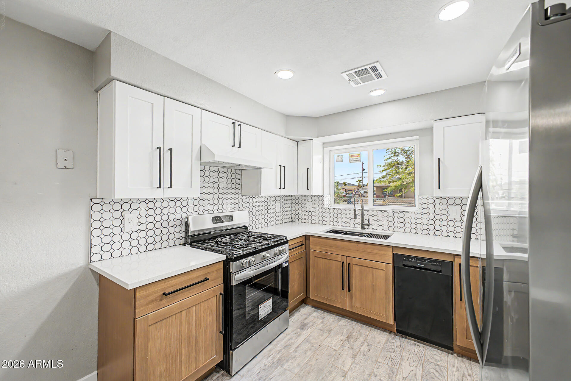 EASTLAND PARK - Residential