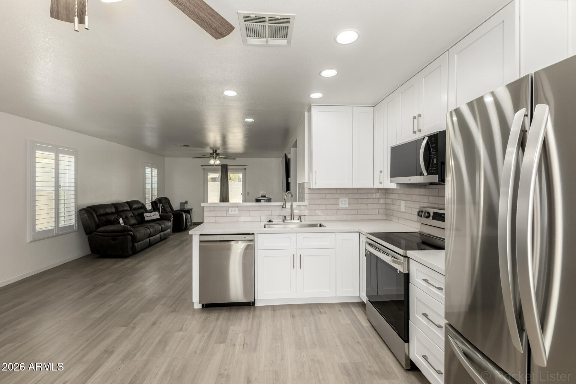 ARIZONA BRISAS PHASE 1 - Residential