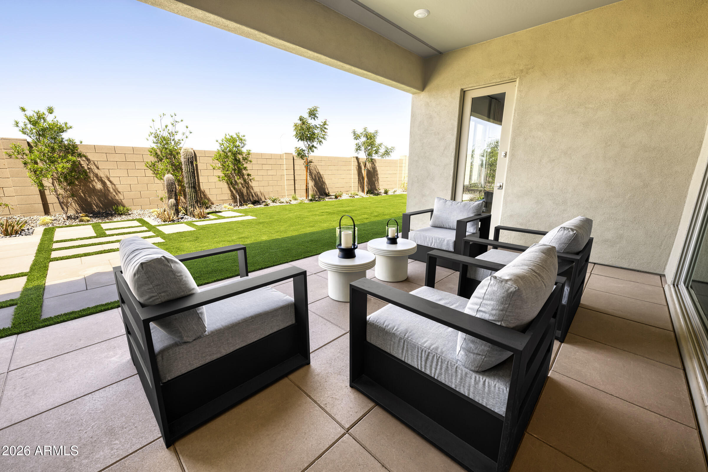 BLOSSOM ROCK PHASE 1 - Residential