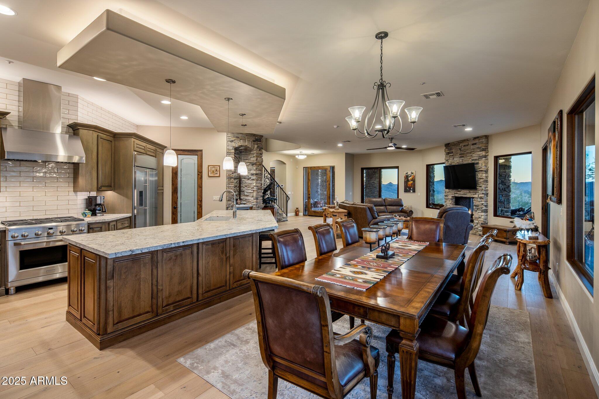 Black Mountain Ridgeline-Endless Sunrise/Sunset Views high above Cave Creek! - Residential