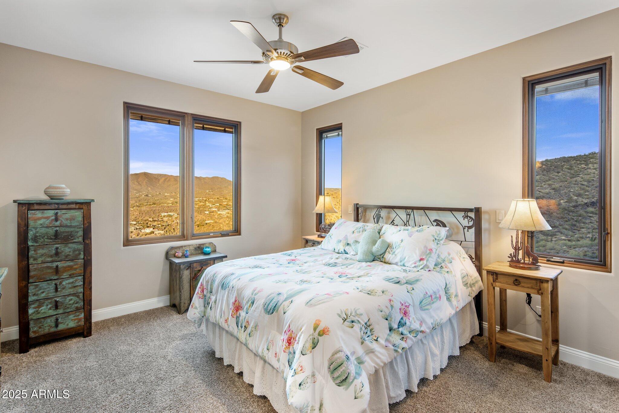 Black Mountain Ridgeline-Endless Sunrise/Sunset Views high above Cave Creek! - Residential