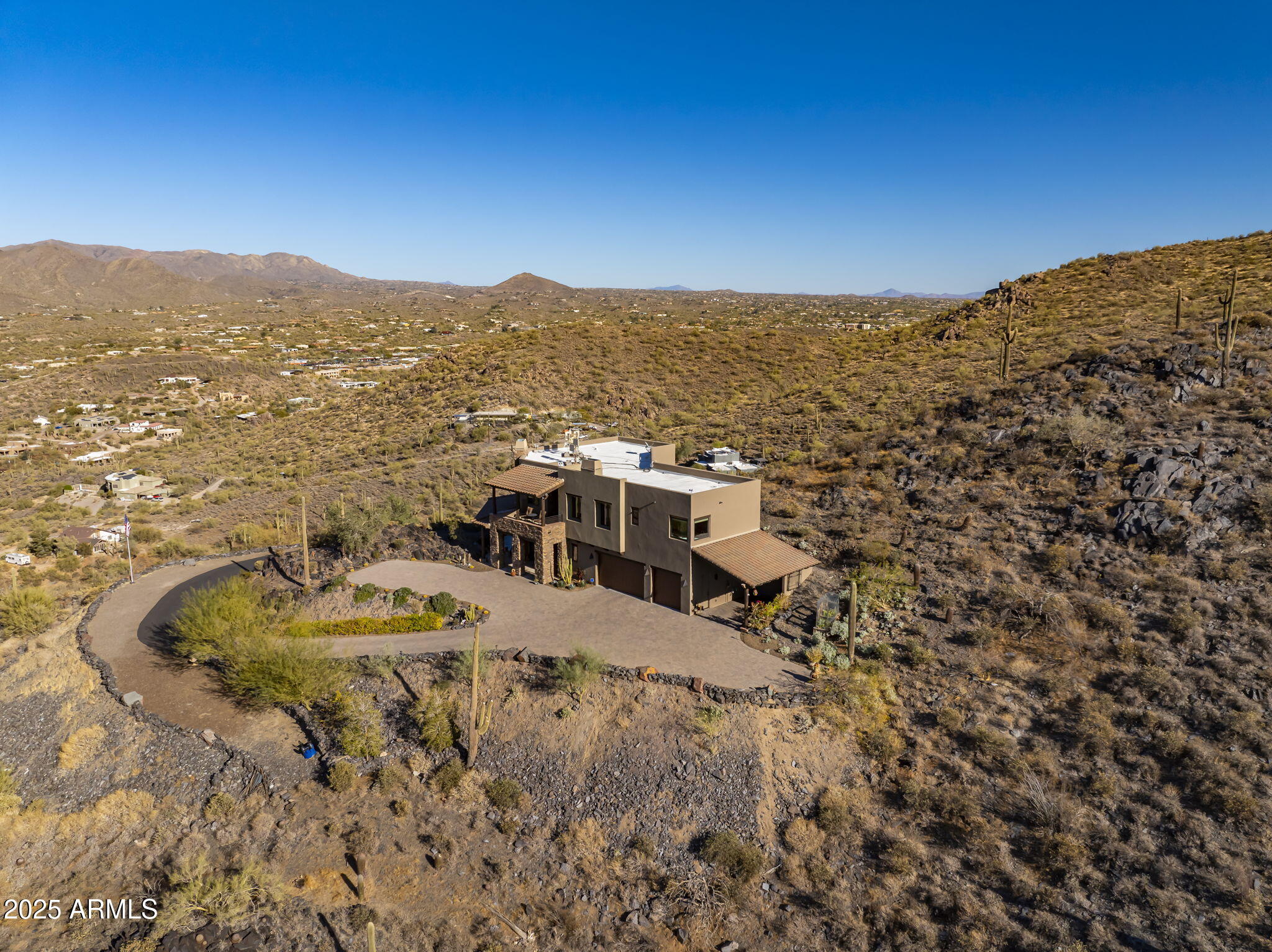 Black Mountain Ridgeline-Endless Sunrise/Sunset Views high above Cave Creek! - Residential