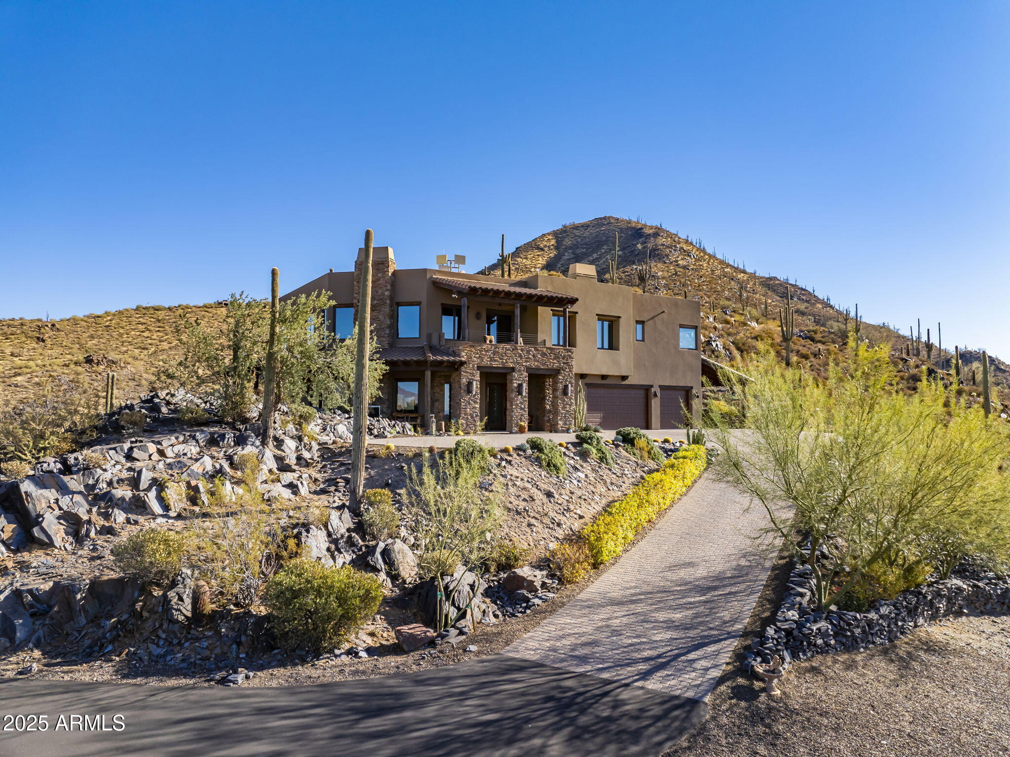 Black Mountain Ridgeline-Endless Sunrise/Sunset Views high above Cave Creek! - Residential