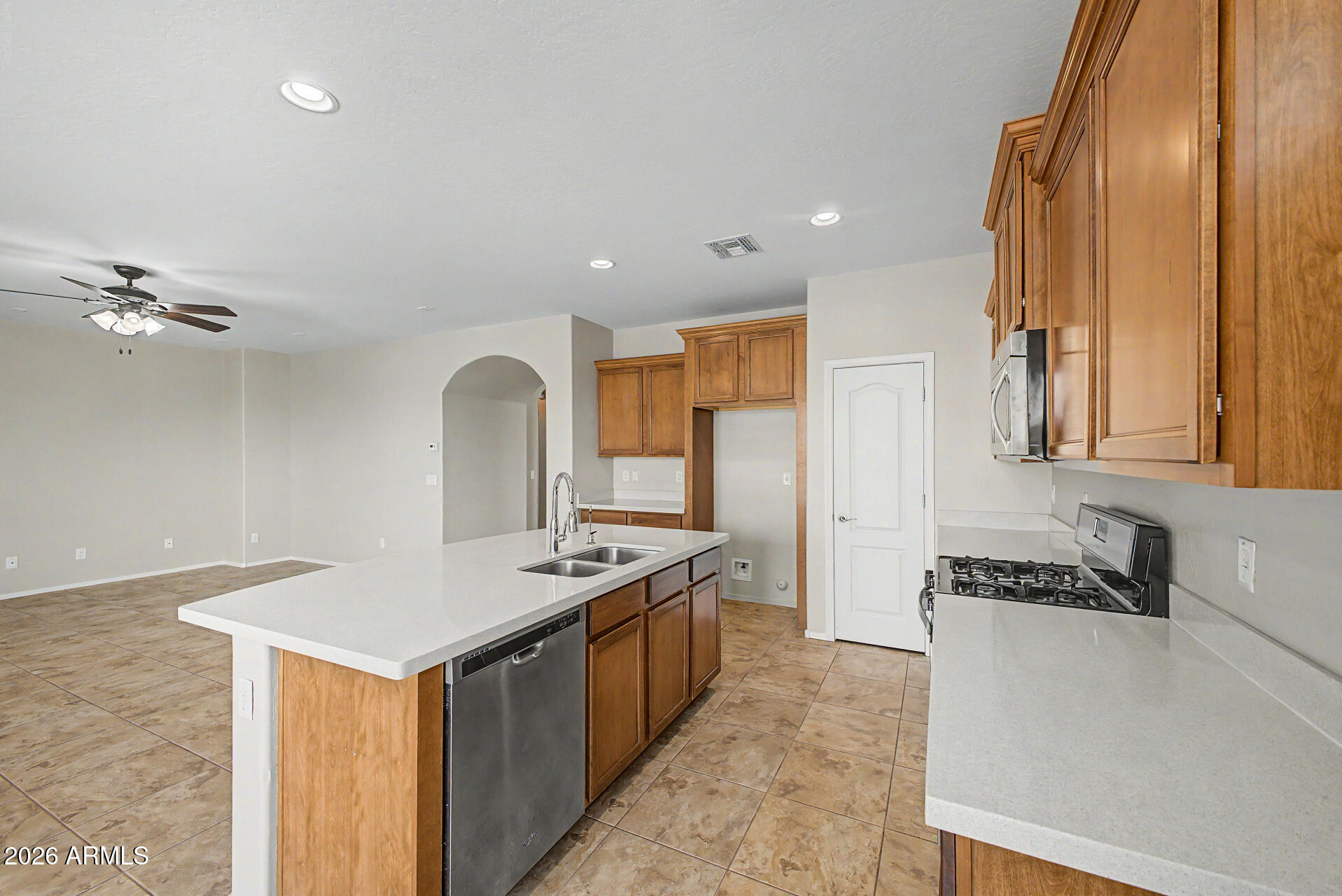 BLUE HORIZONS PARCEL 1 - Residential Lease