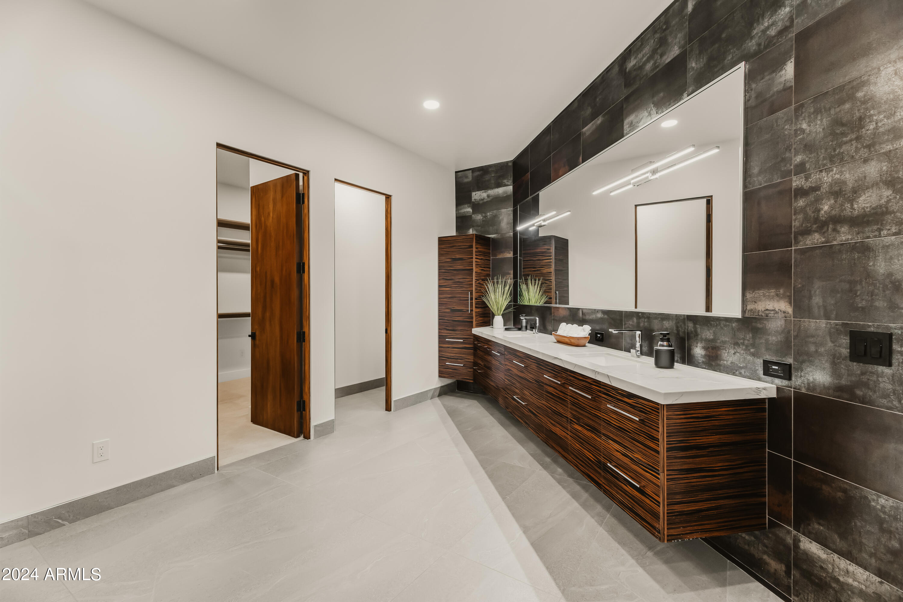 COUNTRY ESTATES UNIT 2A - Residential