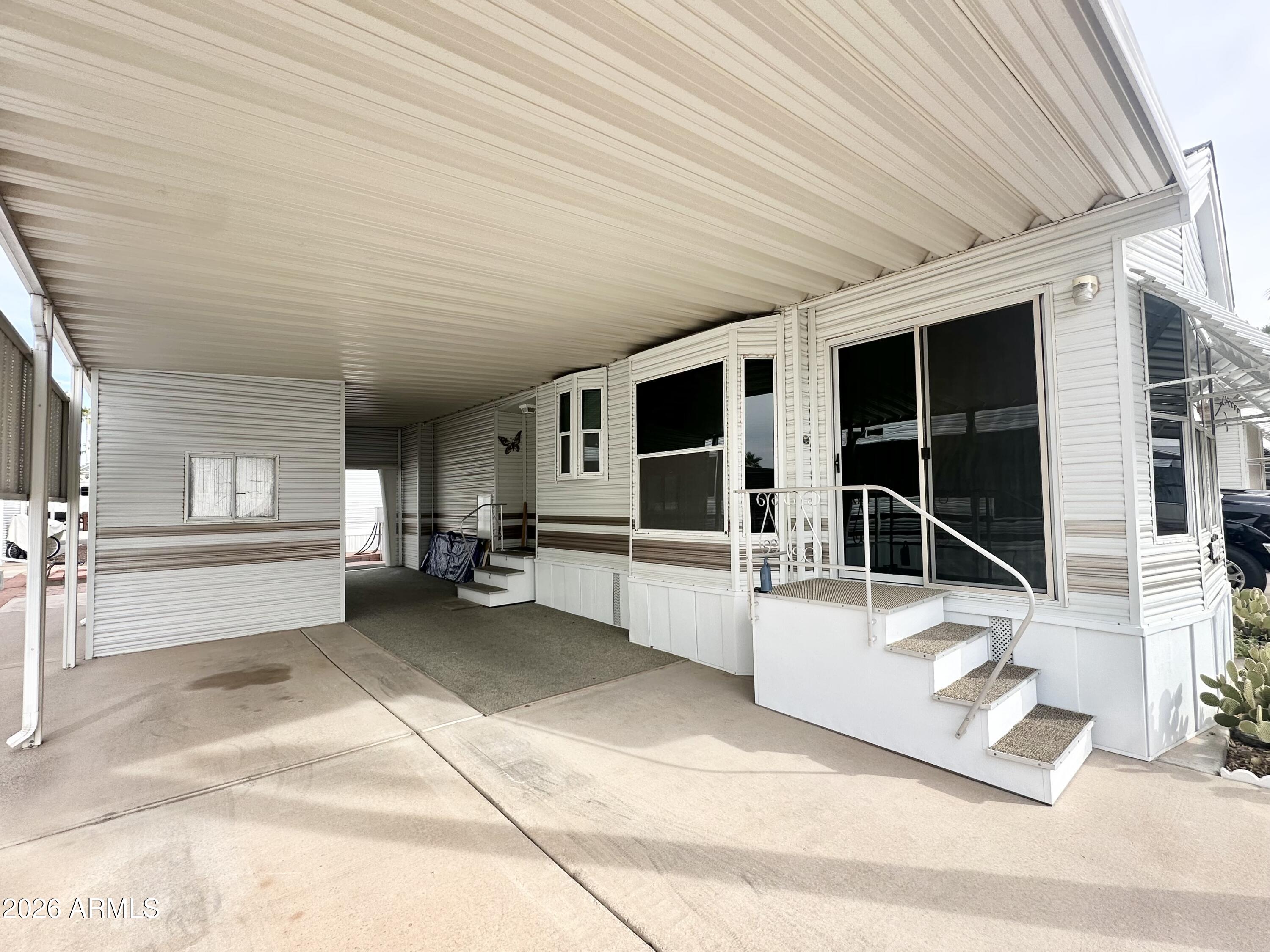 GOLDEN VISTA RV RESORT - Land