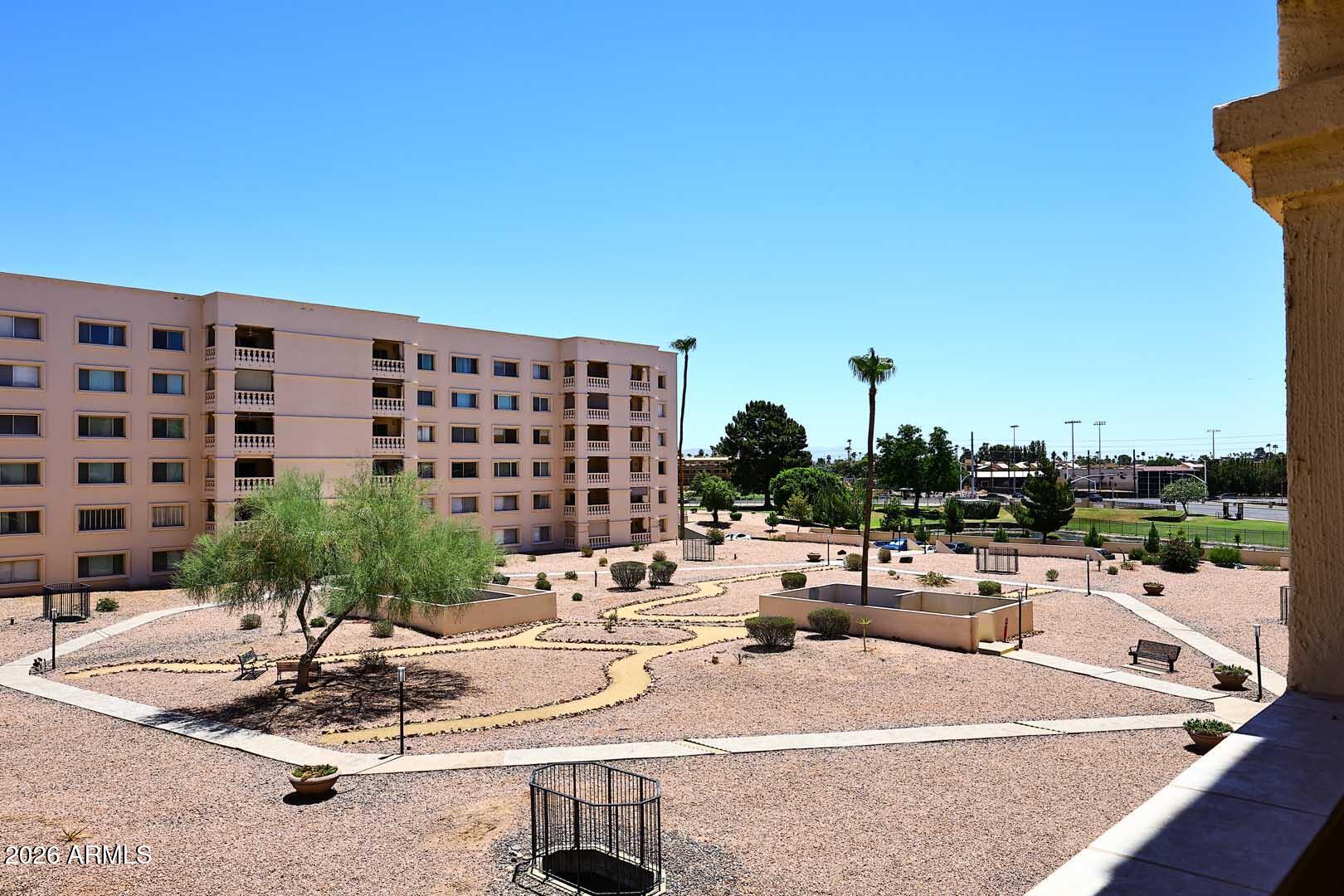 SCOTTSDALE SHADOWS 2 - Residential