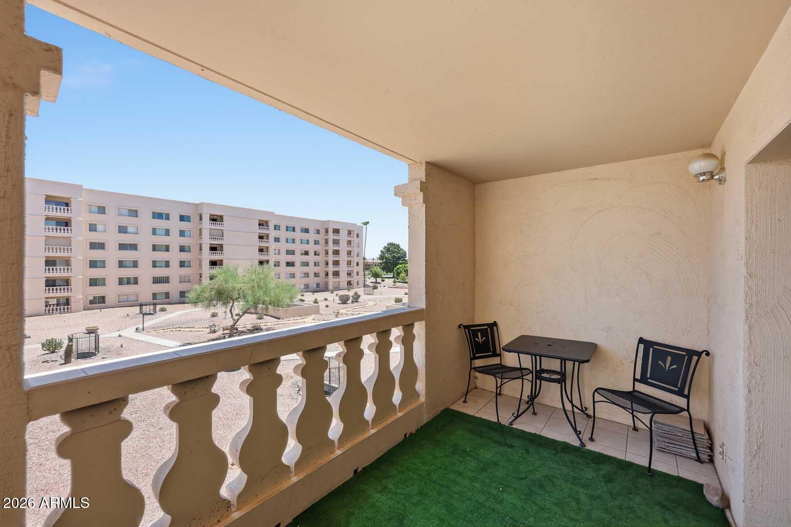 SCOTTSDALE SHADOWS 2 - Residential