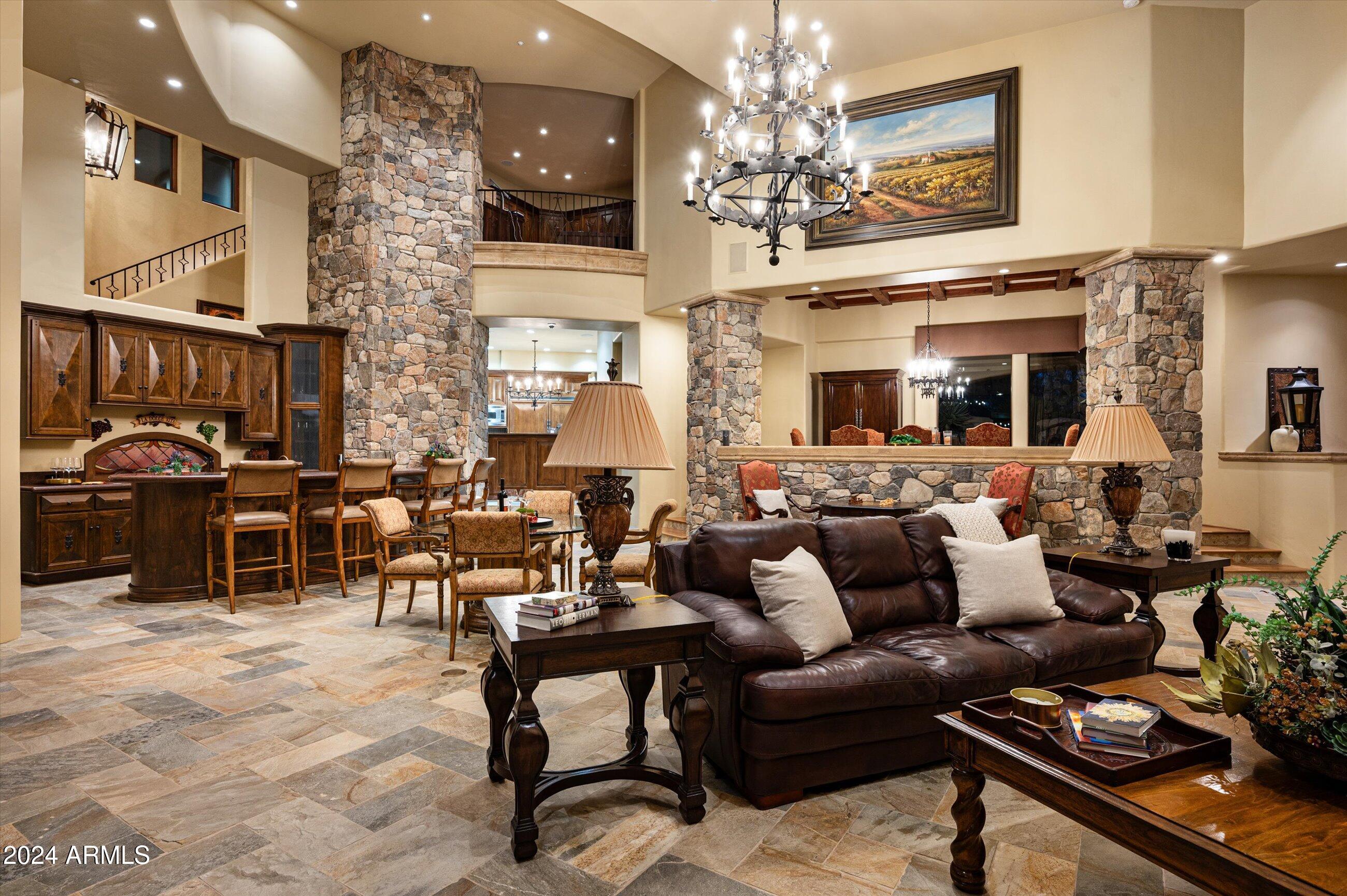 DESERT MOUNTAIN - Residential