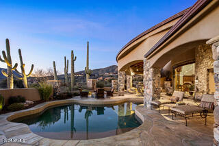 DESERT MOUNTAIN - Residential
