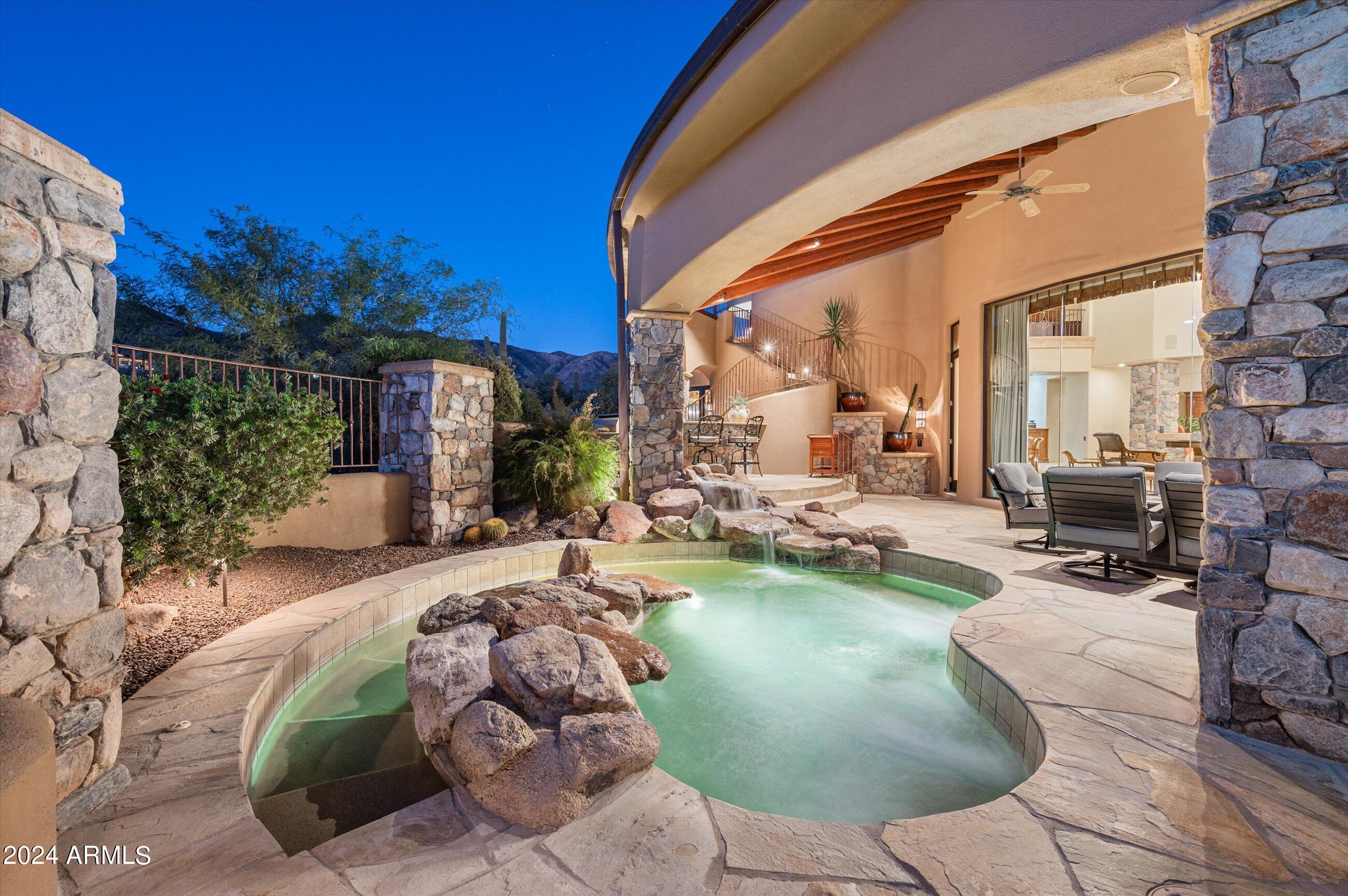 DESERT MOUNTAIN - Residential