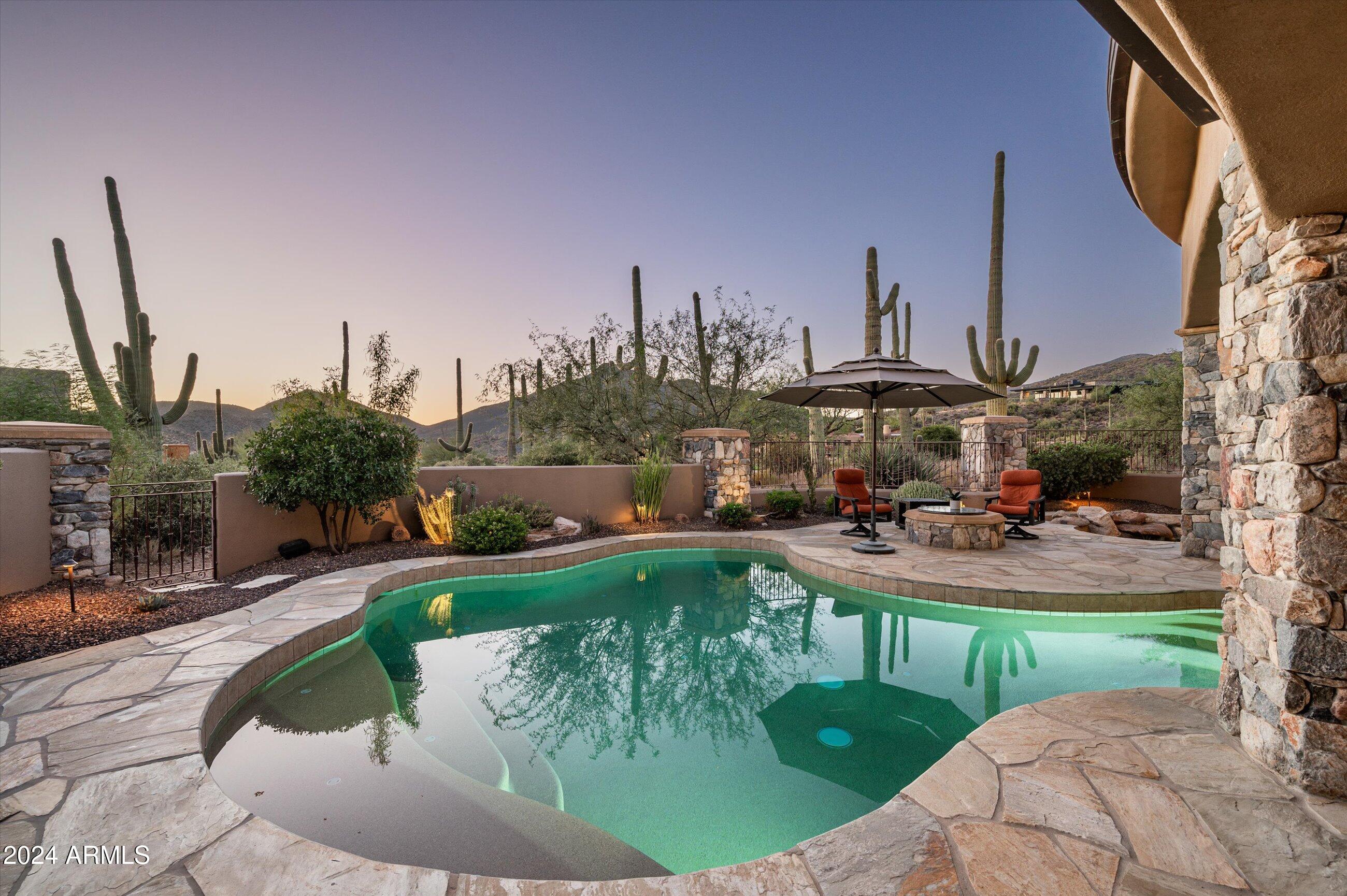 DESERT MOUNTAIN - Residential