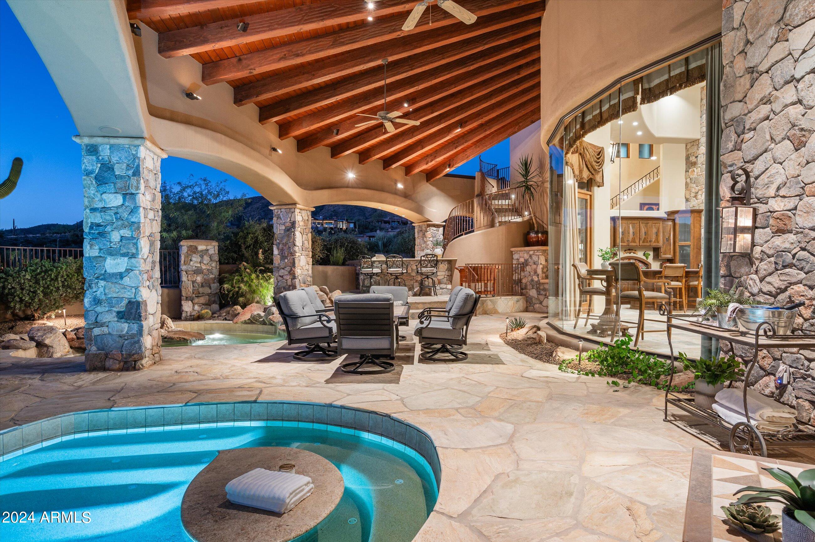 DESERT MOUNTAIN - Residential