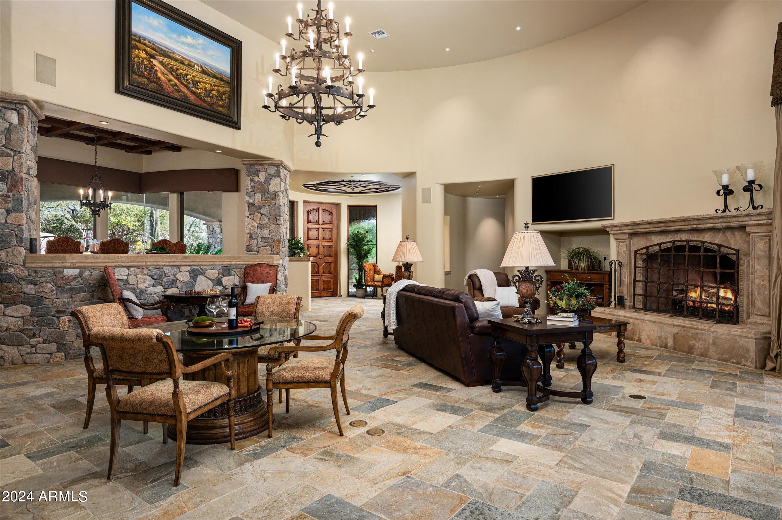 DESERT MOUNTAIN - Residential