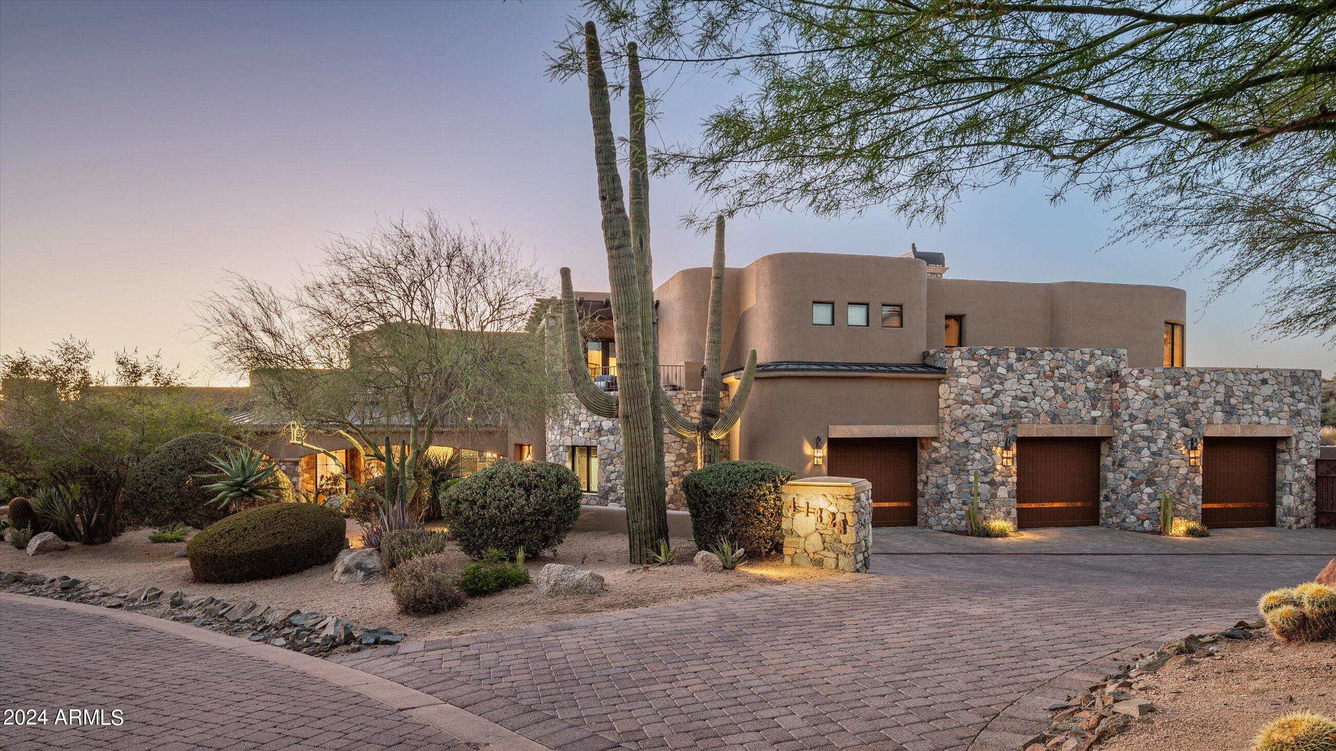 DESERT MOUNTAIN - Residential