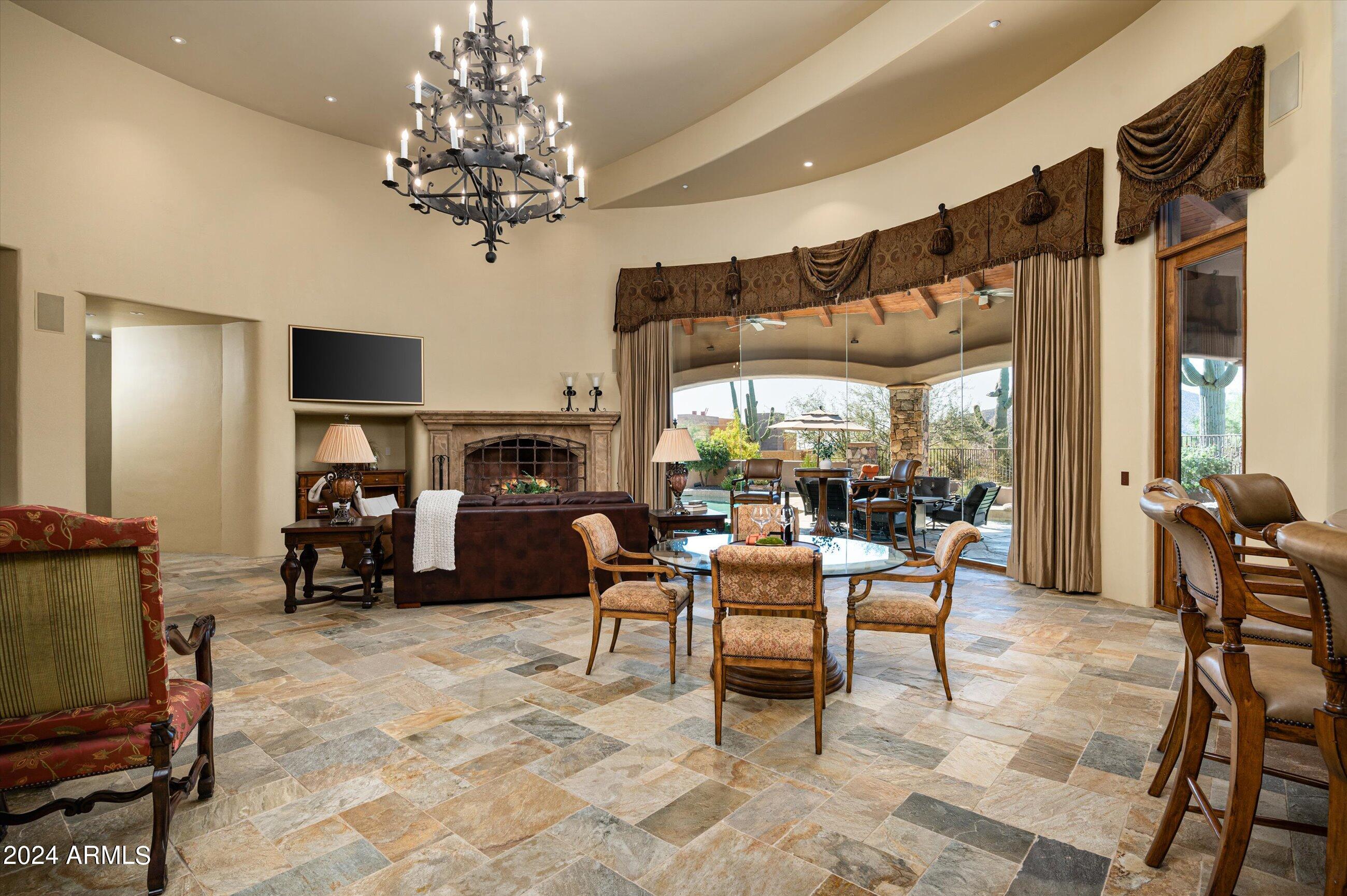 DESERT MOUNTAIN - Residential