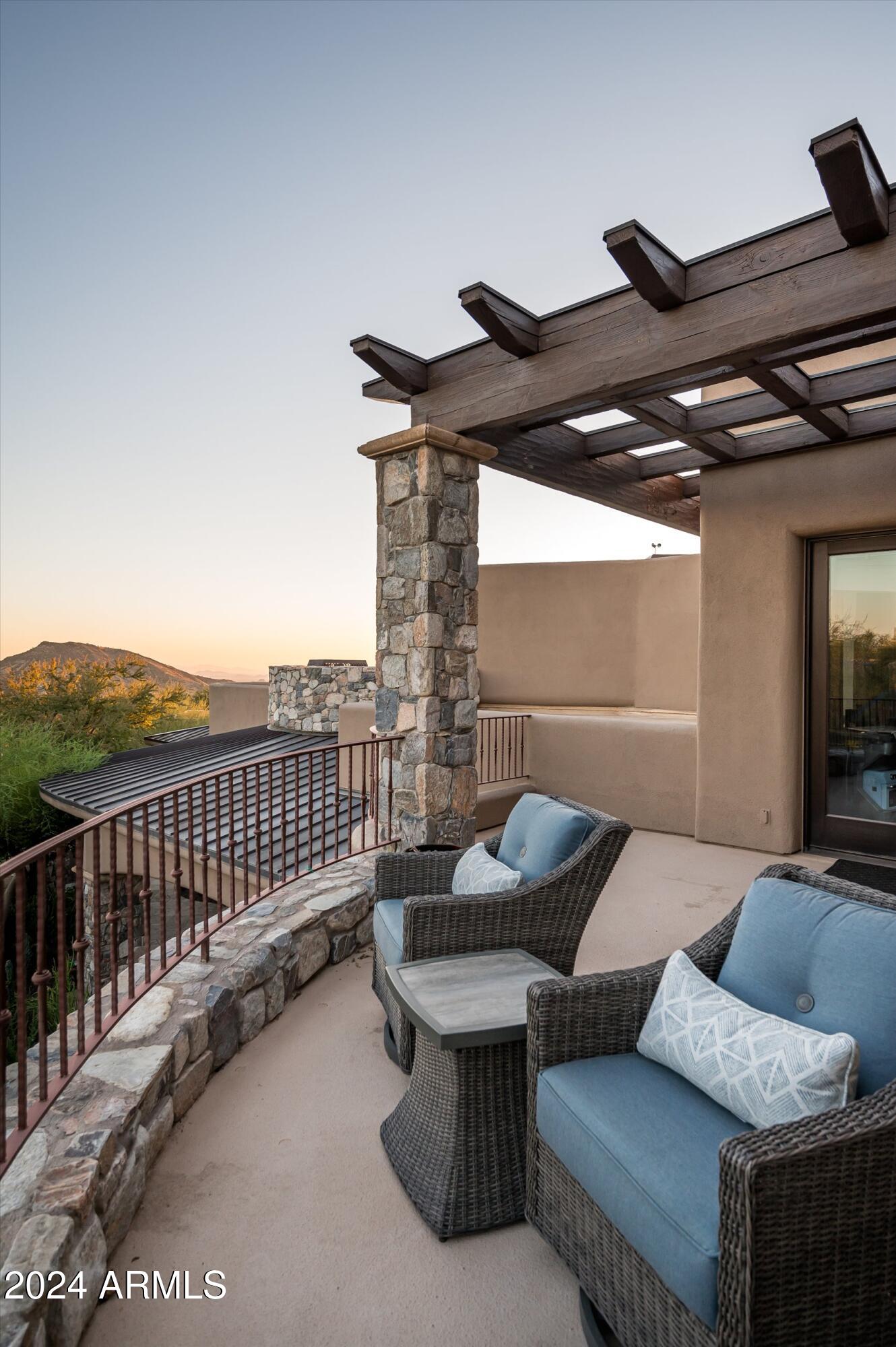 DESERT MOUNTAIN - Residential