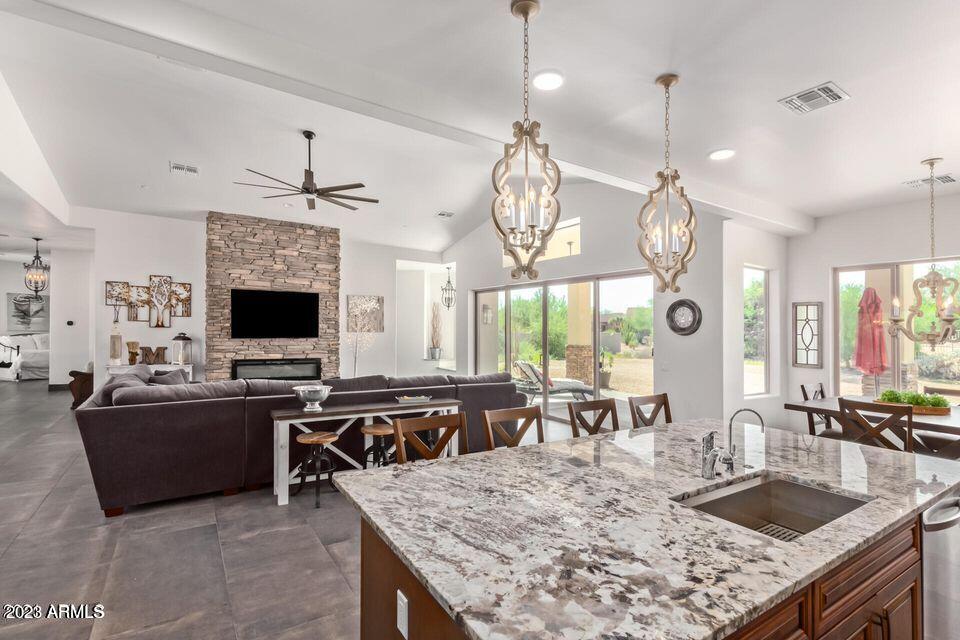 TONTO VERDE GOLF CLUB COMMUNITY - Residential