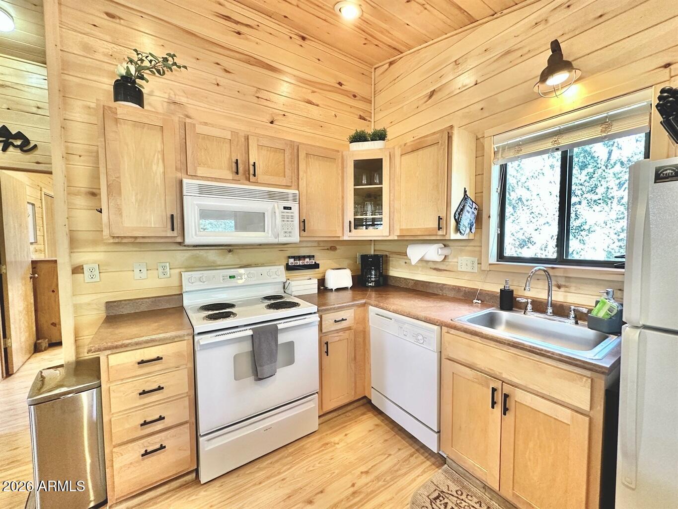 Mogollon Resort Cabins - Residential