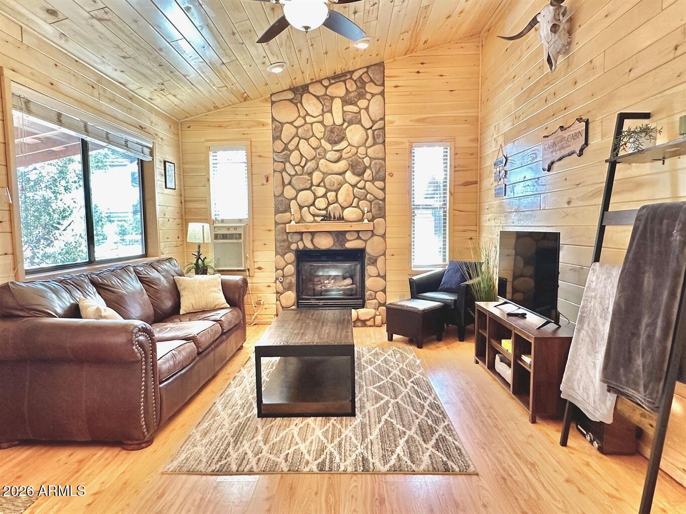 Mogollon Resort Cabins - Residential