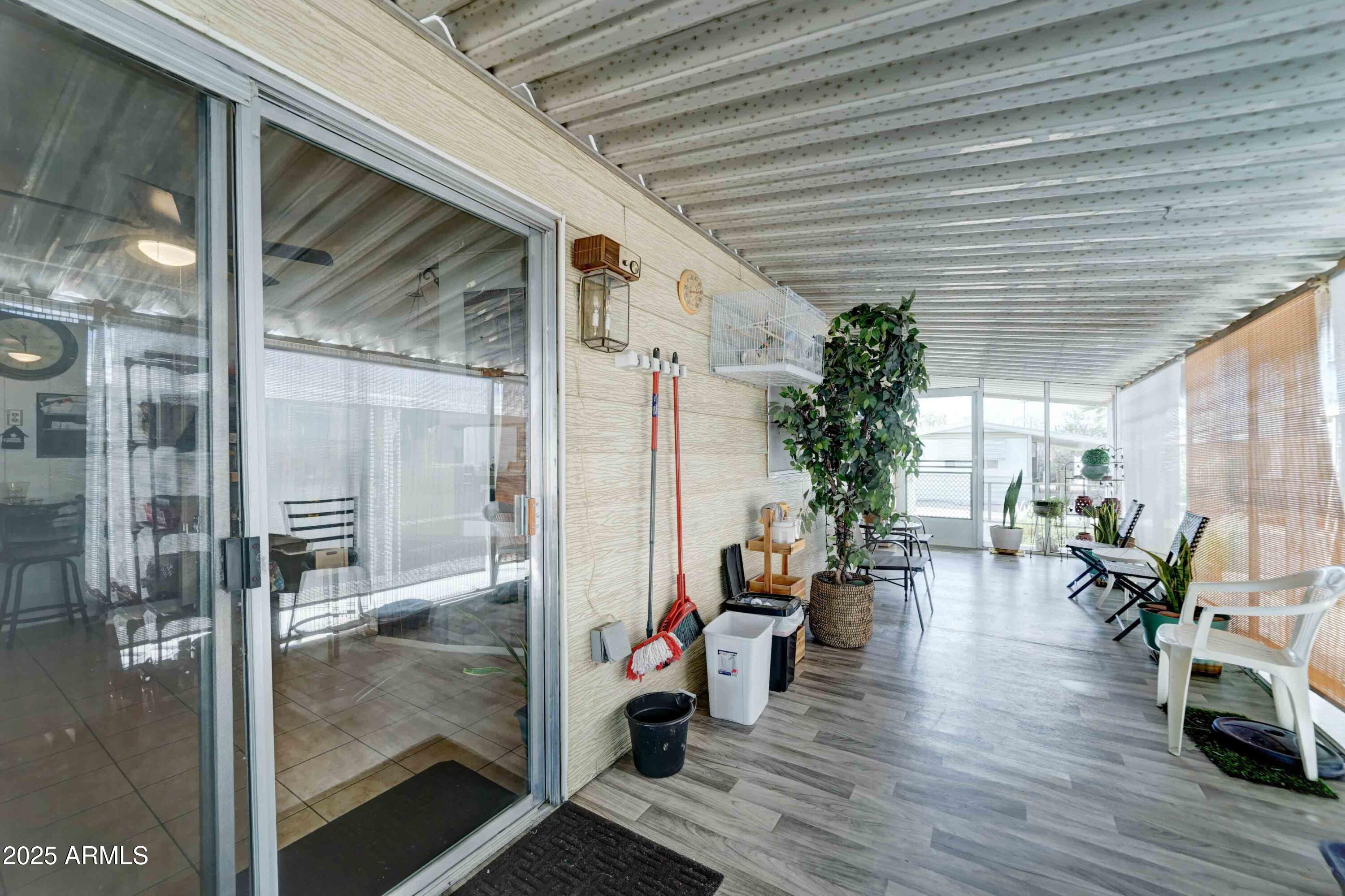 SUBDIVION OF E2 SEC 24 T3N R1E - Residential