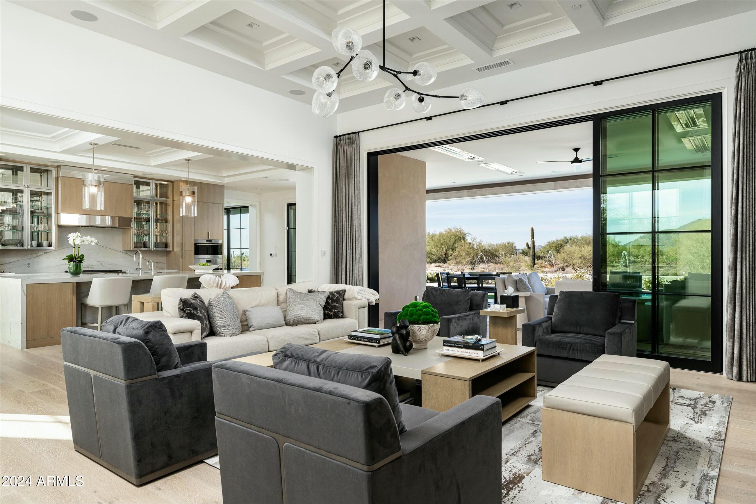 WHISPER ROCK - Residential