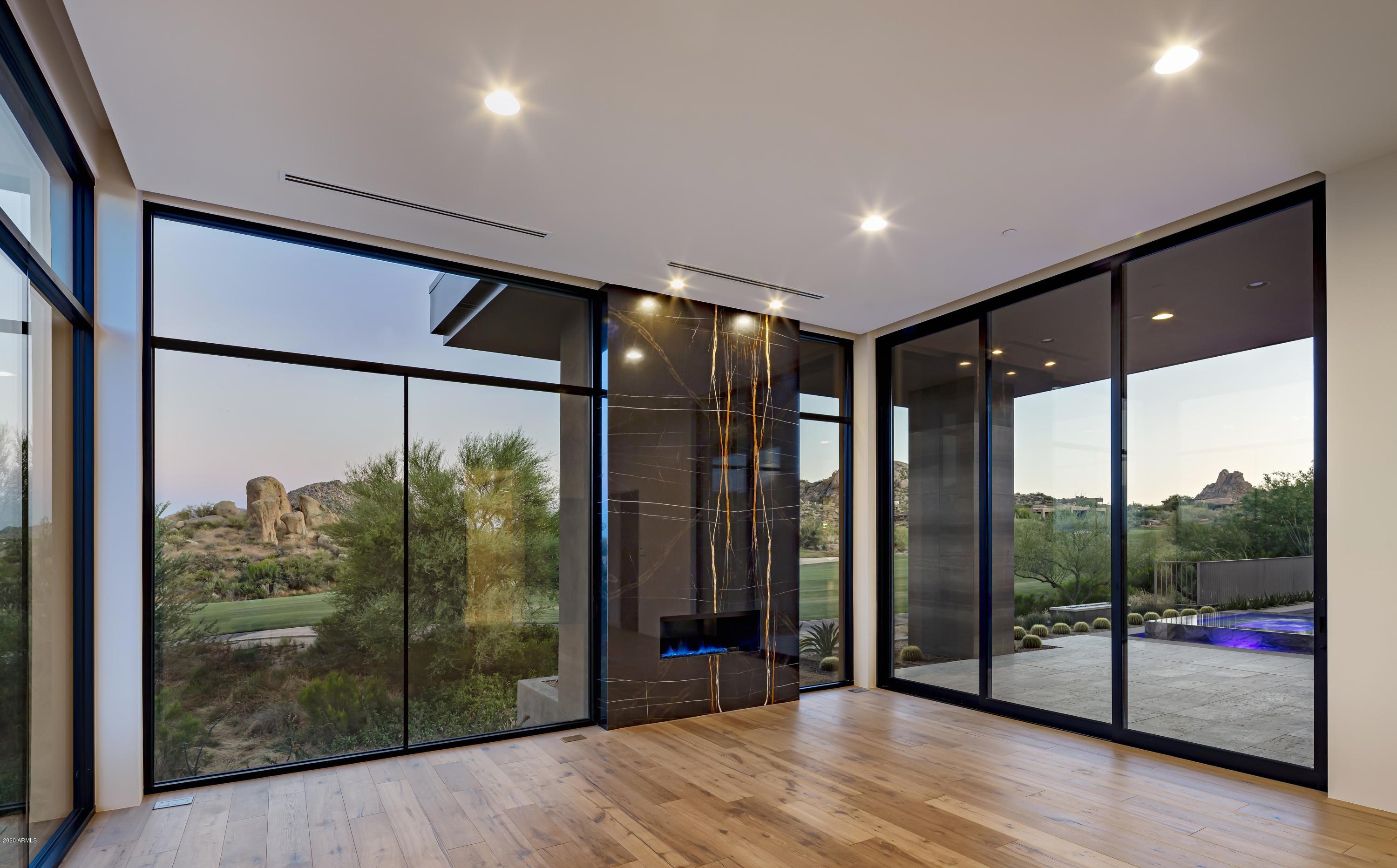 PINNACLE CANYON AT TROON NORTH - Residential