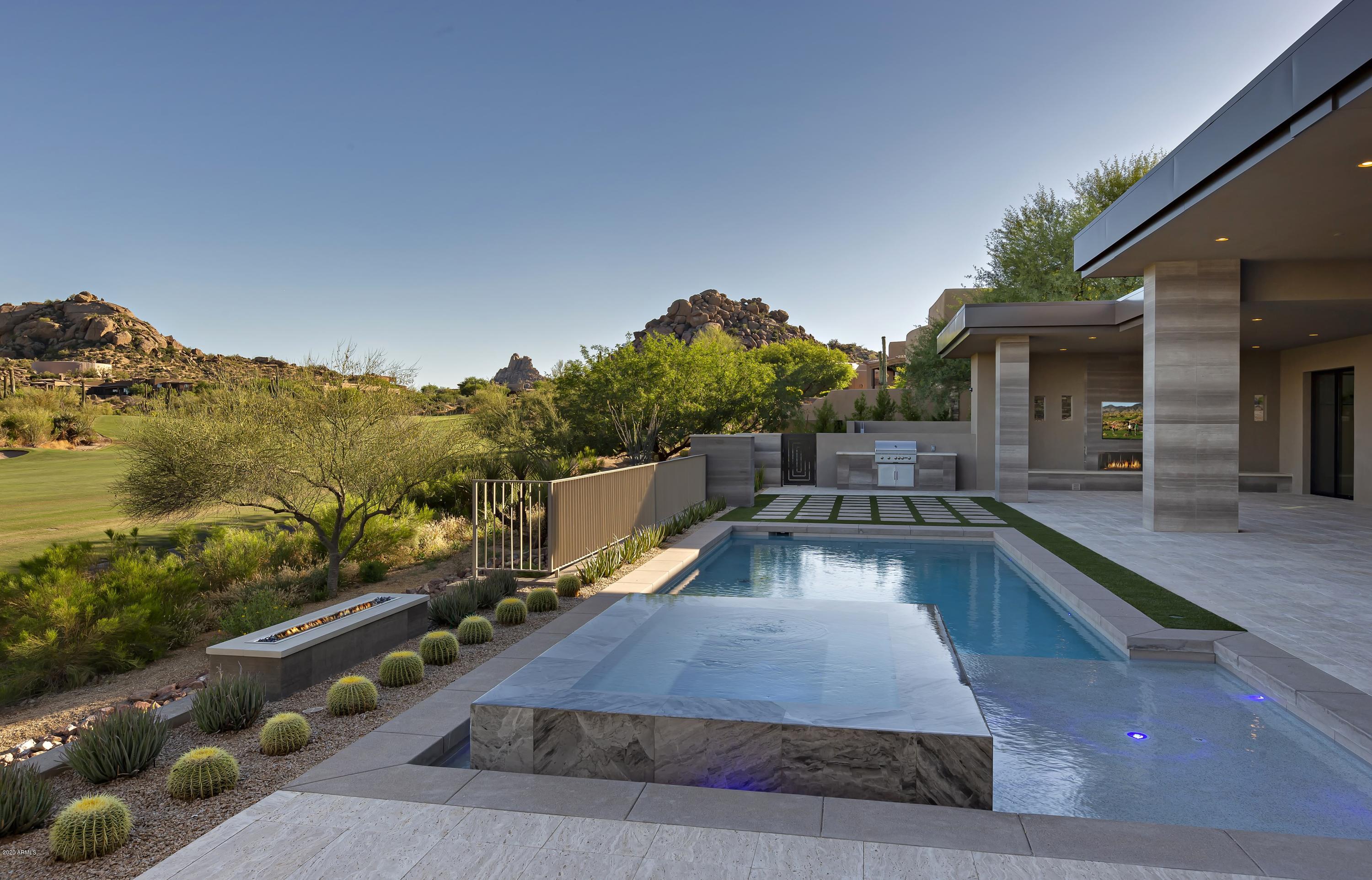 PINNACLE CANYON AT TROON NORTH - Residential