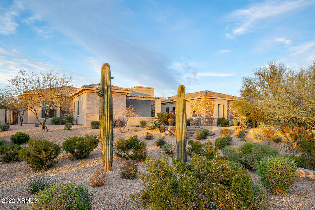 TURQUESA EQUESTRIAN ESTATES - Residential