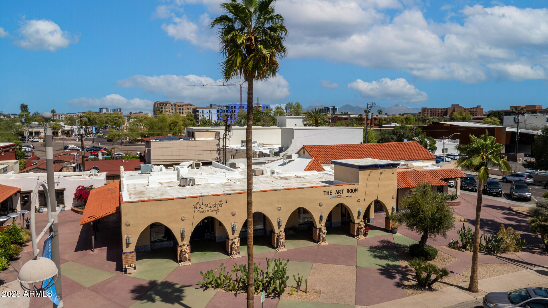 WEST SCOTTSDALE - Commercial Sale