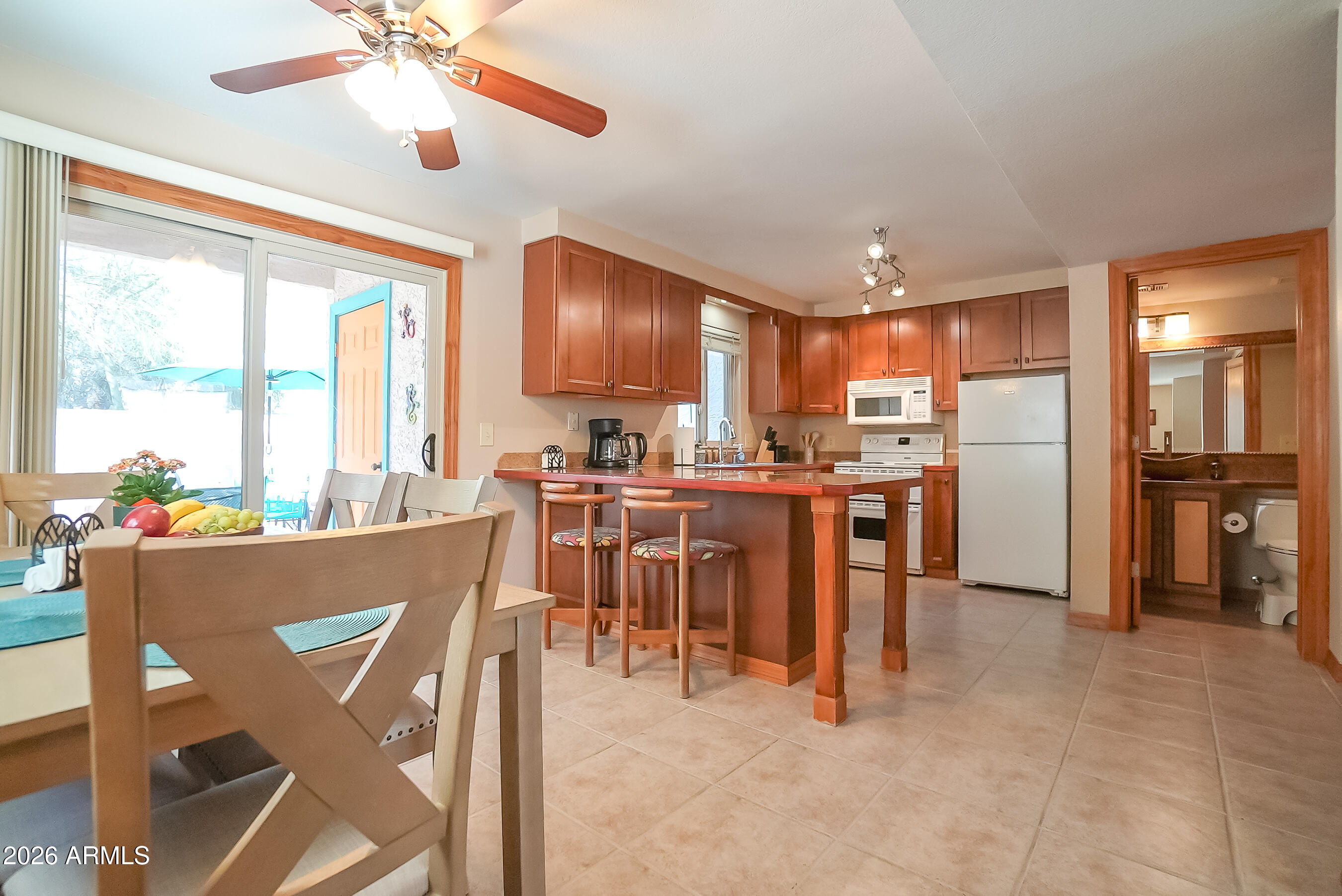 KINGSDALE CONDOMINIUMS UNIT 9 - Residential